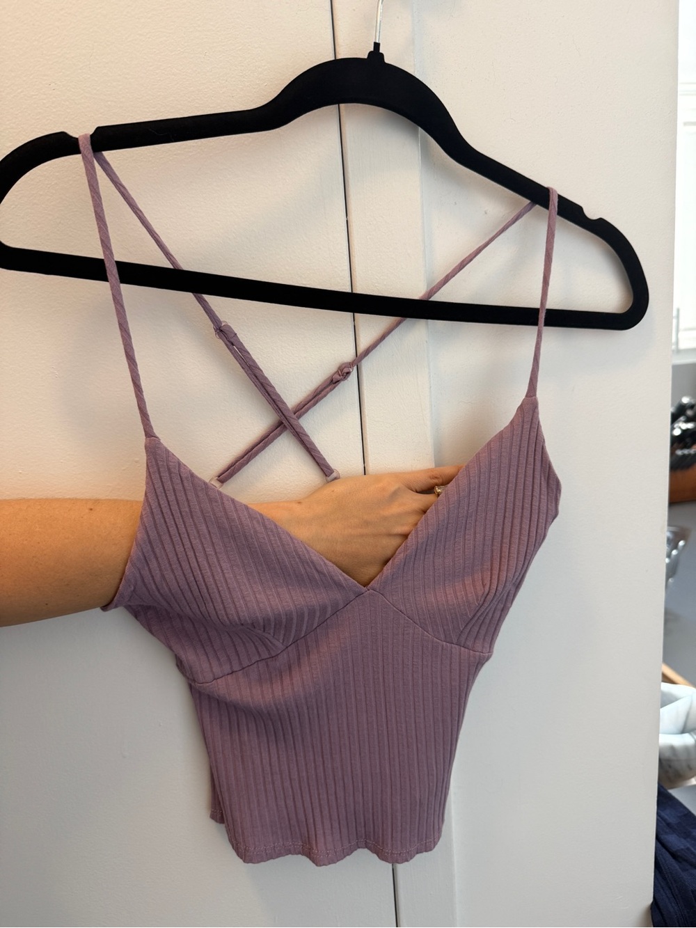 Sadie & Sage Lavender Ribbed V-Neck Cropped Cami
